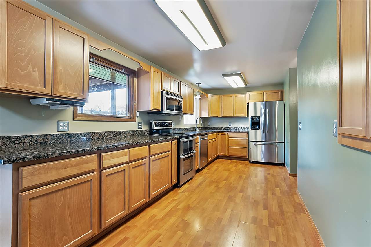 1422 South Fox Road Spokane Valley, WA 99206 - Photo 5 of 31