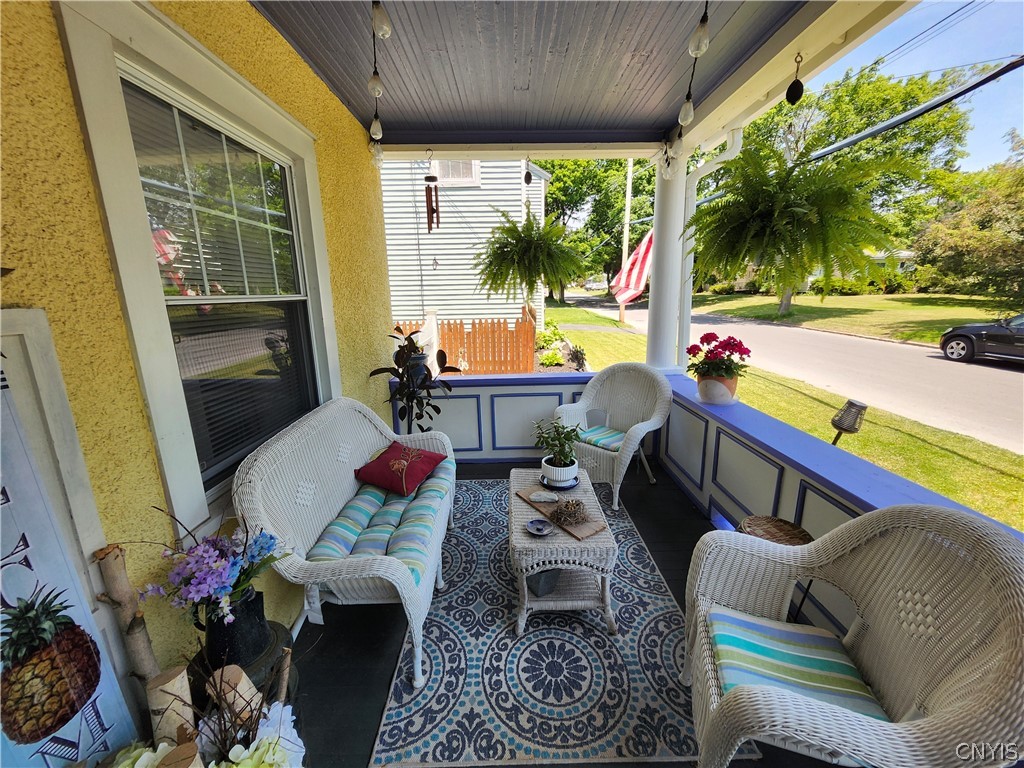 405 Cosby Road Utica, NY 13502 - Photo 4 of 36
