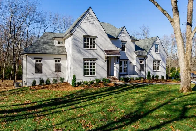 $2,250,000 | 6732 Darden Place, Nashville, TN 37205