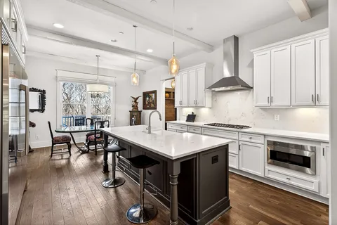 $2,250,000 | 6732 Darden Place, Nashville, TN 37205