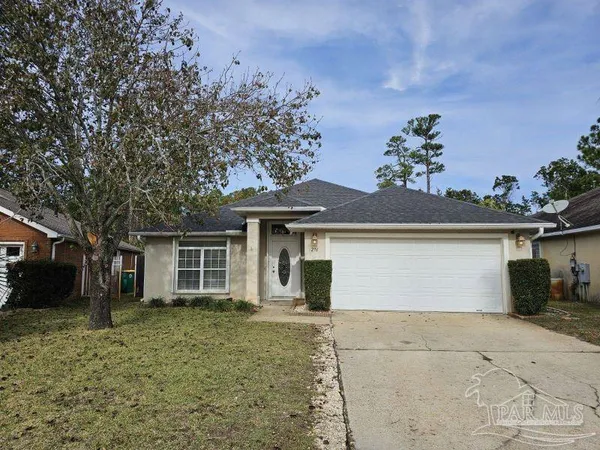 $2,100 | 276 Tecumseh Lane, Mary Esther, FL 32569