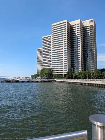 $179,900 | 1001 West Jefferson Avenue, Unit 14G, Detroit, MI 48226