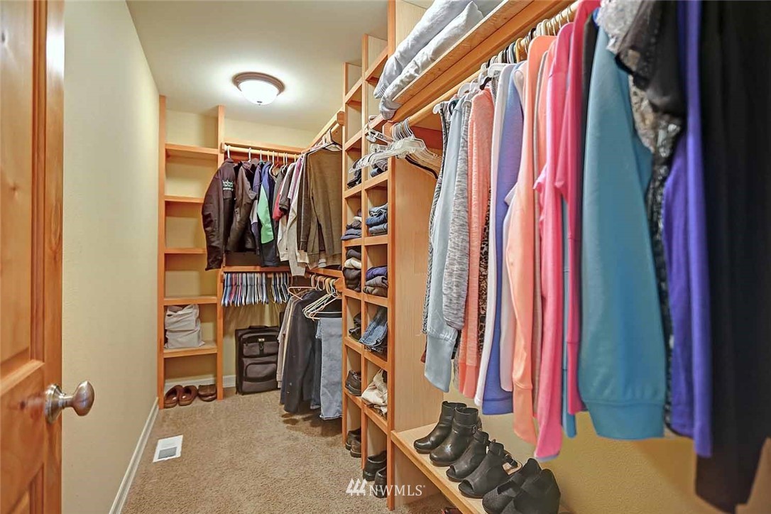915 Rowe Road Camano Island, WA 98282 - Photo 17 of 25 Gallery Image 17