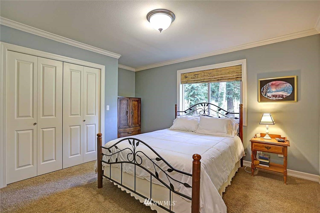 915 Rowe Road Camano Island, WA 98282 - Photo 20 of 25 Gallery Image 20