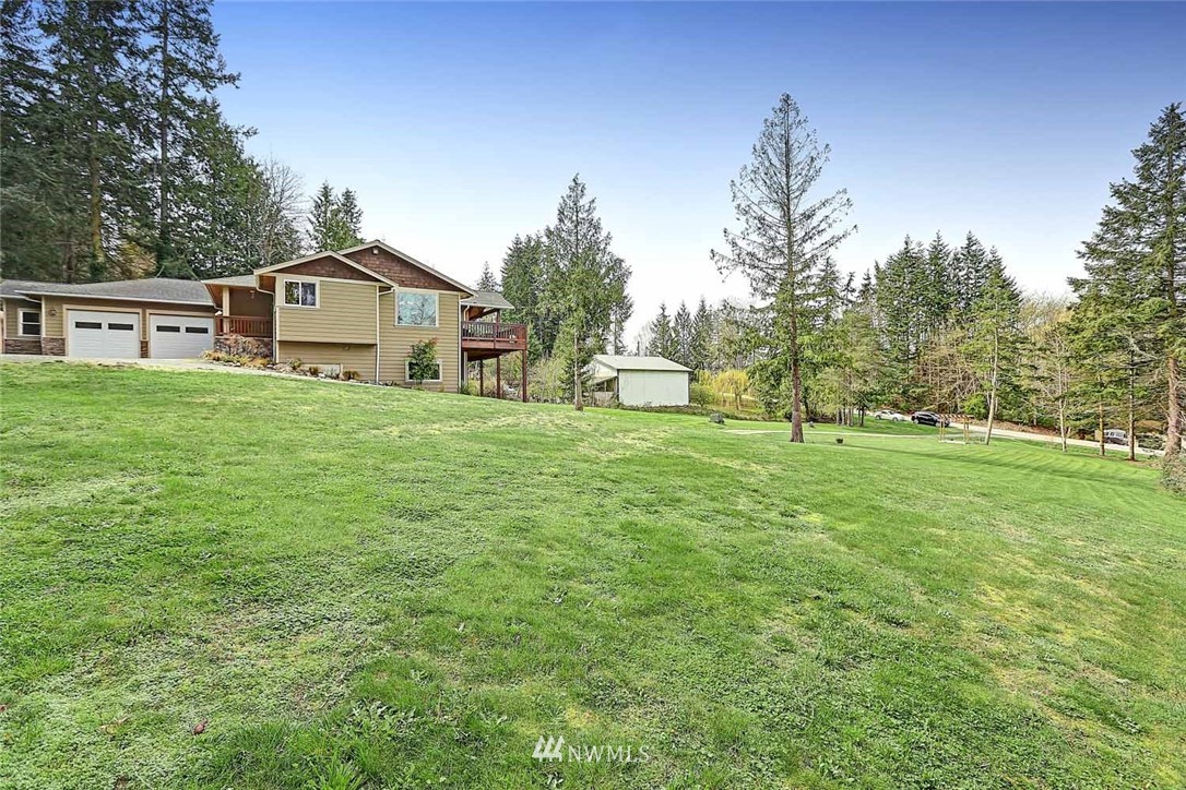 915 Rowe Road Camano Island, WA 98282 - Photo 24 of 25 Gallery Image 24