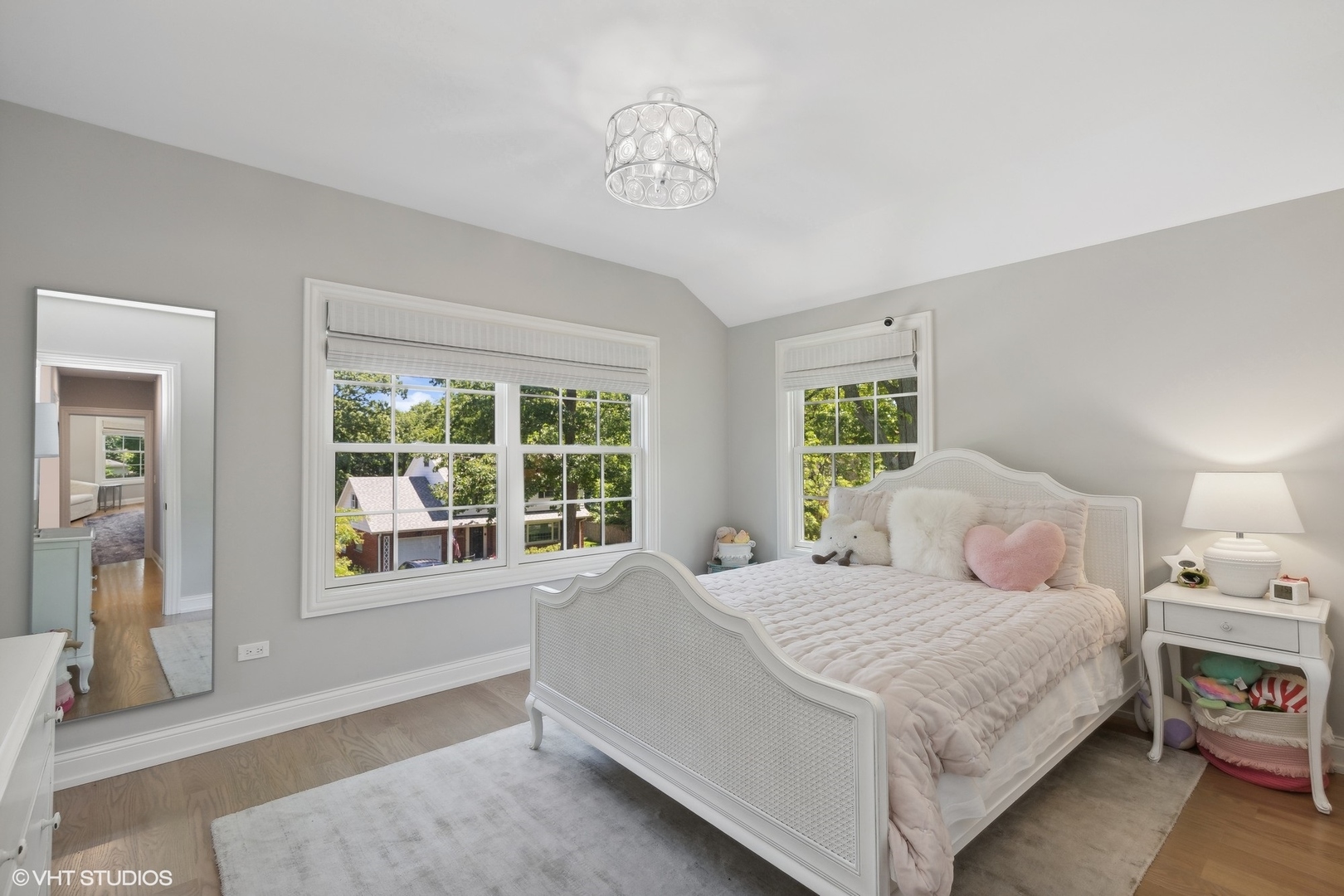 1192 Griffith Road Lake Forest, IL 60045 - Photo 16 of 29 a bedroom with a large bed and a window