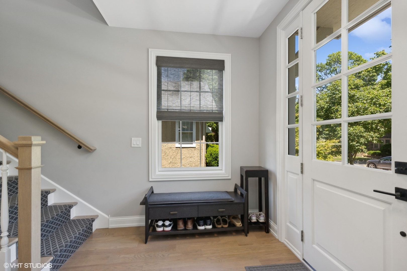 1192 Griffith Road Lake Forest, IL 60045 - Photo 4 of 29 a view of front door with furniture and a window