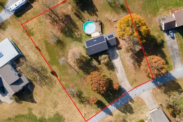 $267,500 | 159 Cashen Drive, Makanda, IL 62958