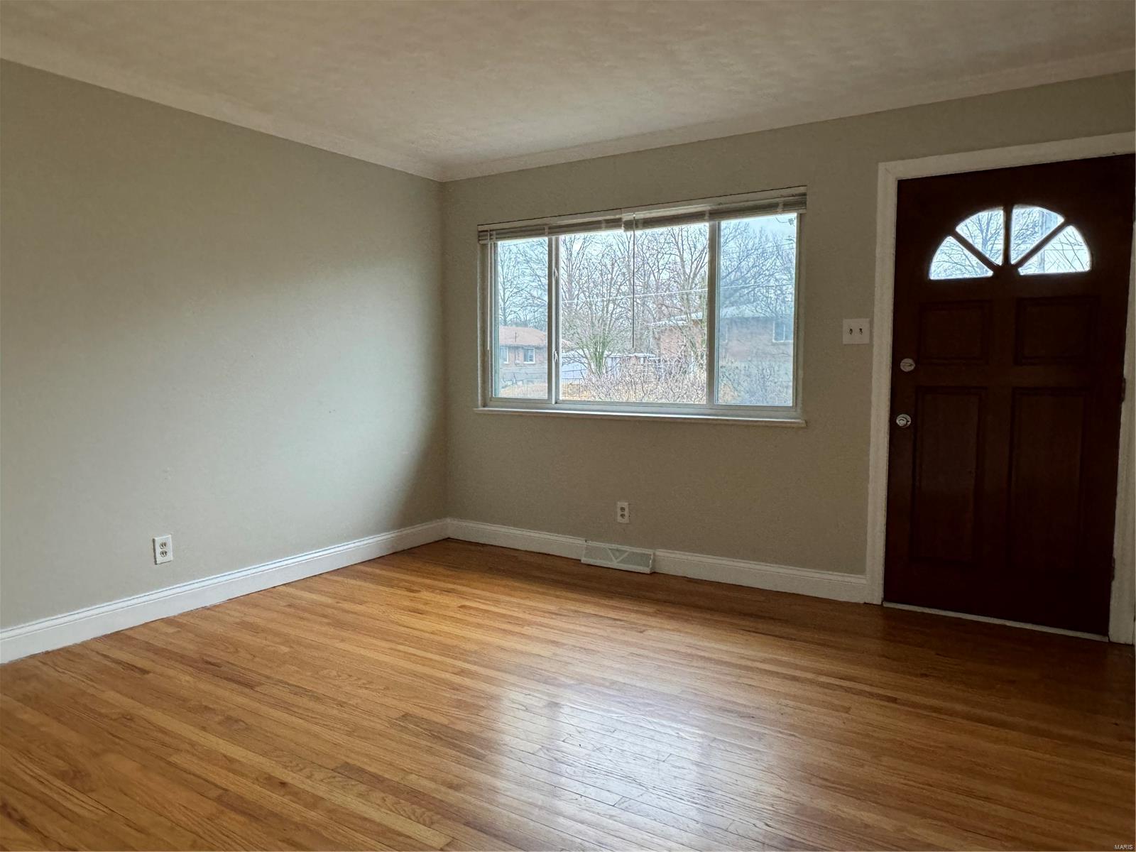 2301 Ashby Road St. Louis, MO 63114 - Photo 4 of 20 Gallery Image 4