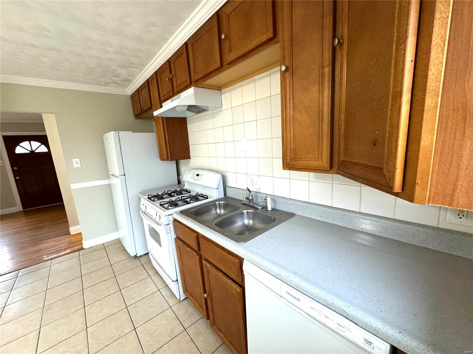 2301 Ashby Road St. Louis, MO 63114 - Photo 8 of 20 Gallery Image 8