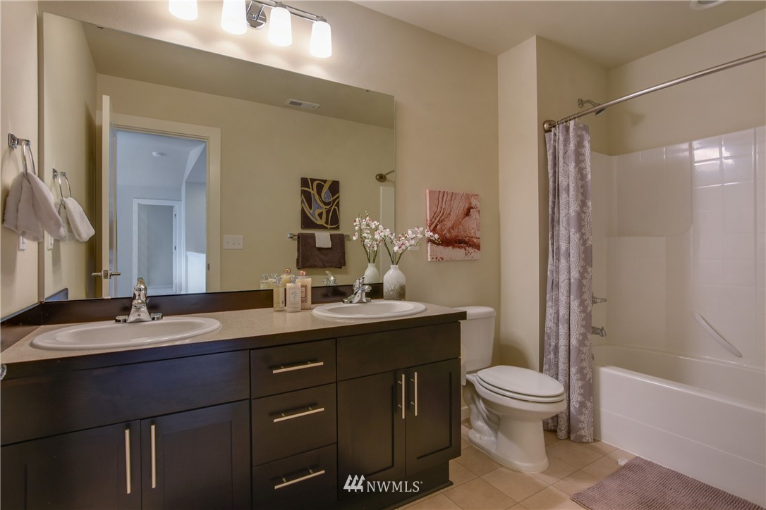 10717 Southeast 188th Street Renton, WA 98055 - Photo 18 of 21 Gallery Image 18