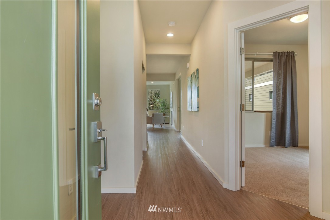 10717 Southeast 188th Street Renton, WA 98055 - Photo 10 of 21 Gallery Image 10