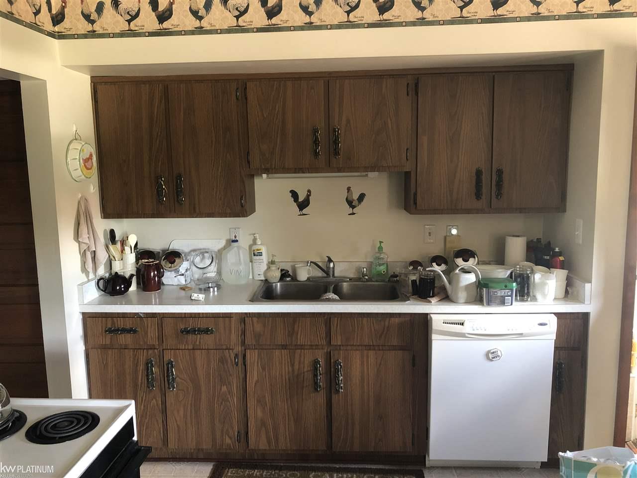 12546 Collins Road Yale, MI 48097 - Photo 17 of 71