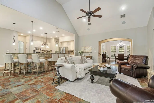 $1,095,000 | 27643 Oak Brook Way, Boerne, TX 78015