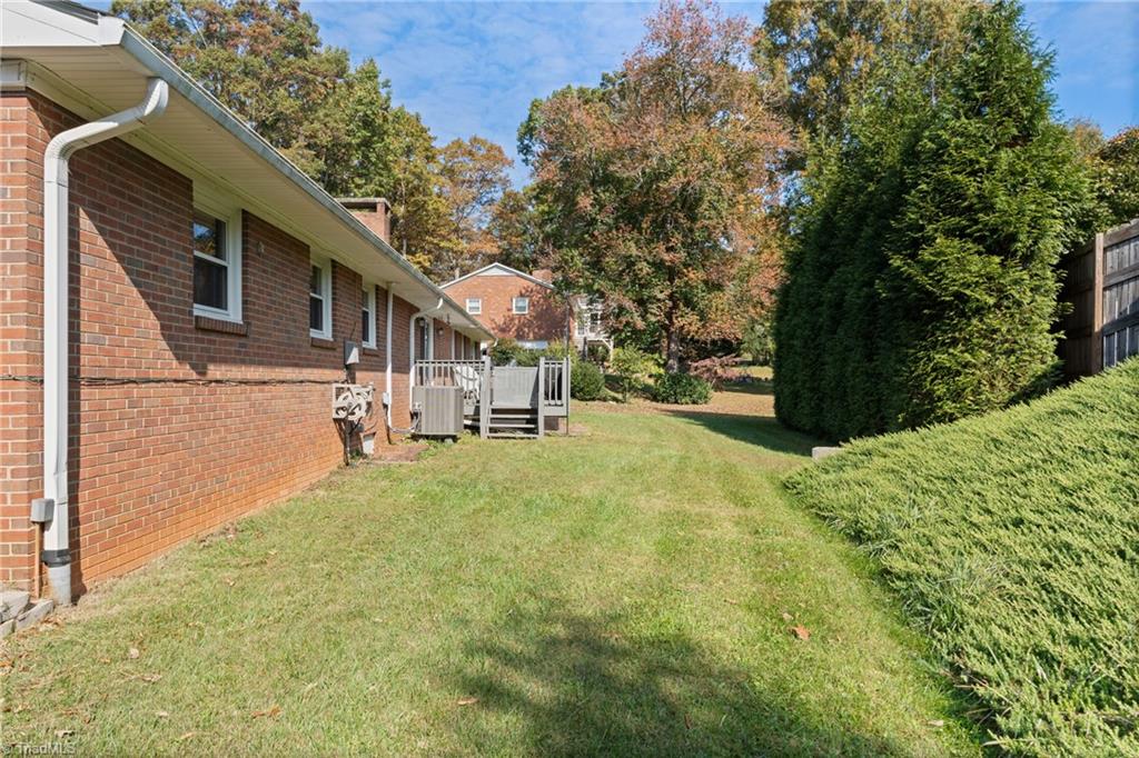 5601 Folkstone Road Pfafftown, NC 27040 - Photo 26 of 28 Gallery Image 26