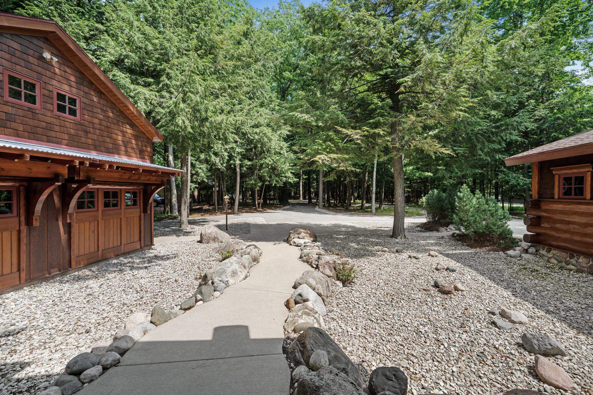 8739 Skegemog Point Road Williamsburg, MI 49690 - Photo 85 of 99 1949027-539af6fe-27d6-4d66-bef8-c7549debf0b3.JPG
