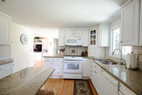 $649,900 | 10 Joanne Drive, Dennis, MA 02660