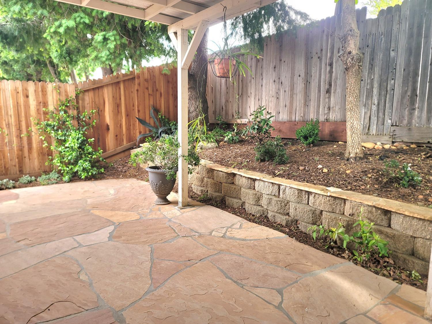 4274 Stromford Way Mather, CA 95655 - Photo 29 of 35 FABULOUS flagstone.