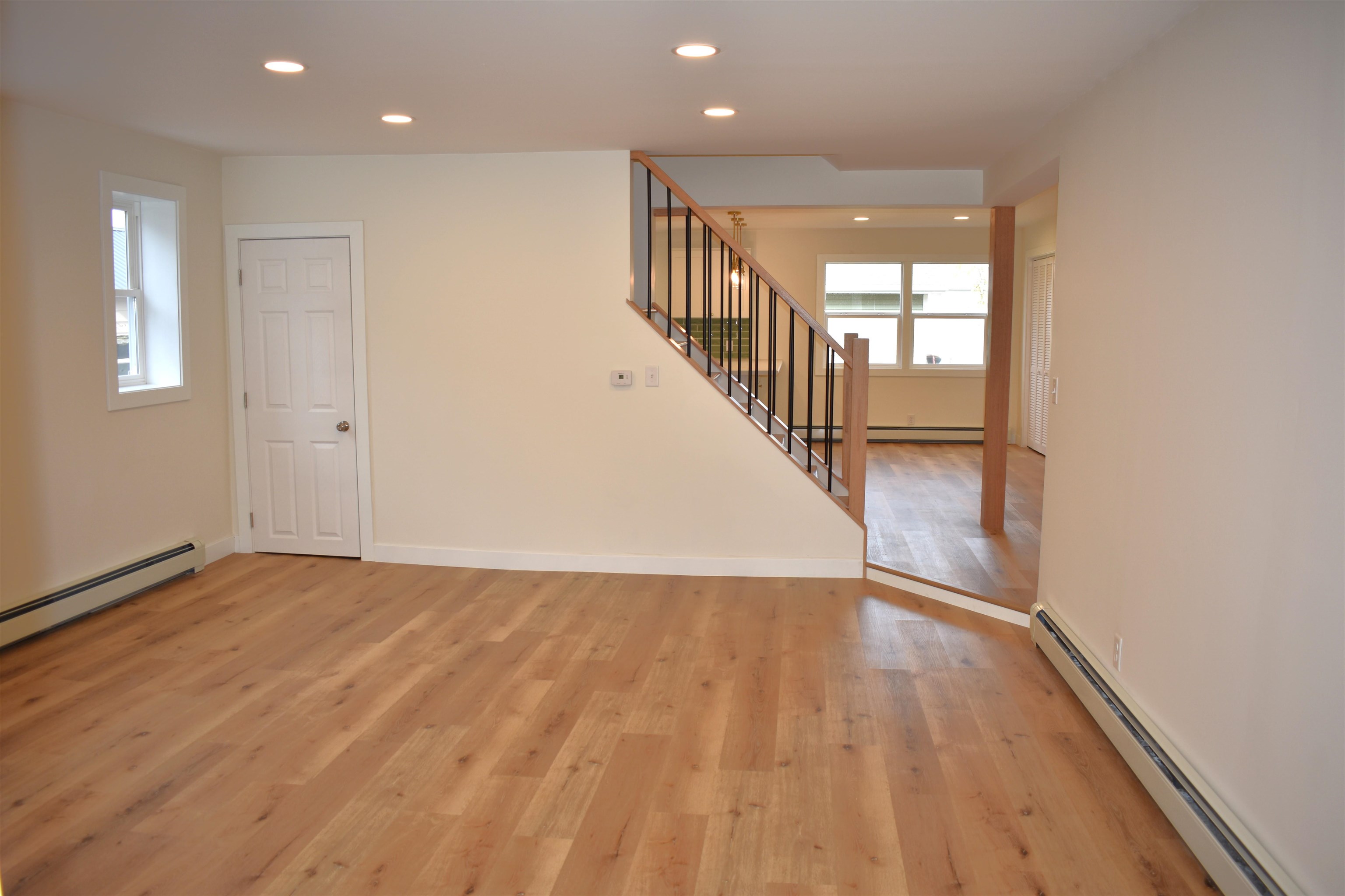 1915 North 53rd Street Superior, WI 54880 - Photo 26 of 37 Living Room