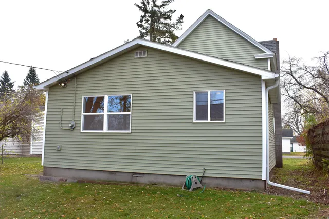 $272,500 | 1915 North 53rd Street, Superior, WI 54880