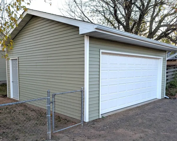 $272,500 | 1915 North 53rd Street, Superior, WI 54880