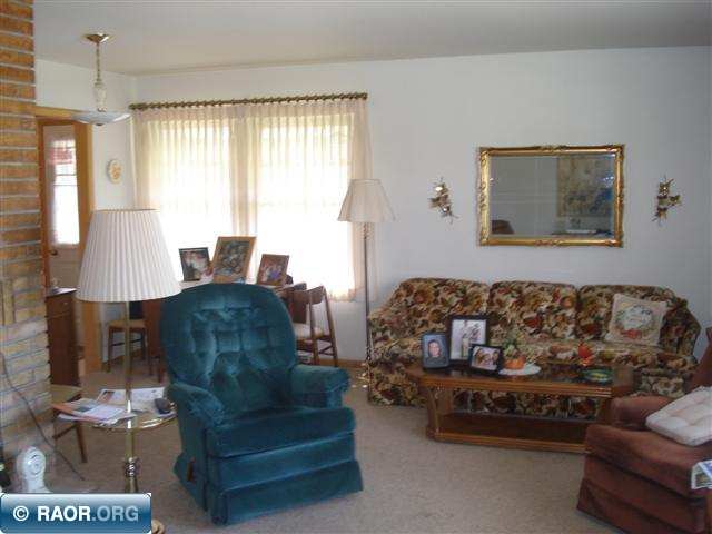 910 South 11th Street Virginia, MN 55792 - Photo 2 of 5