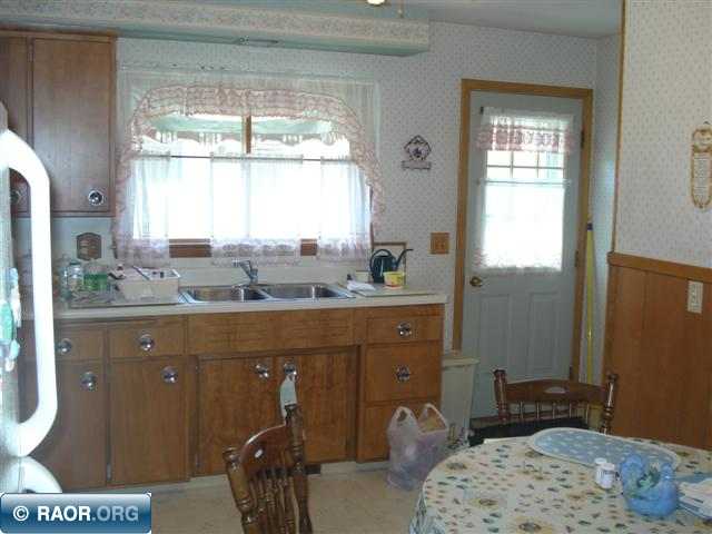 910 South 11th Street Virginia, MN 55792 - Photo 3 of 5