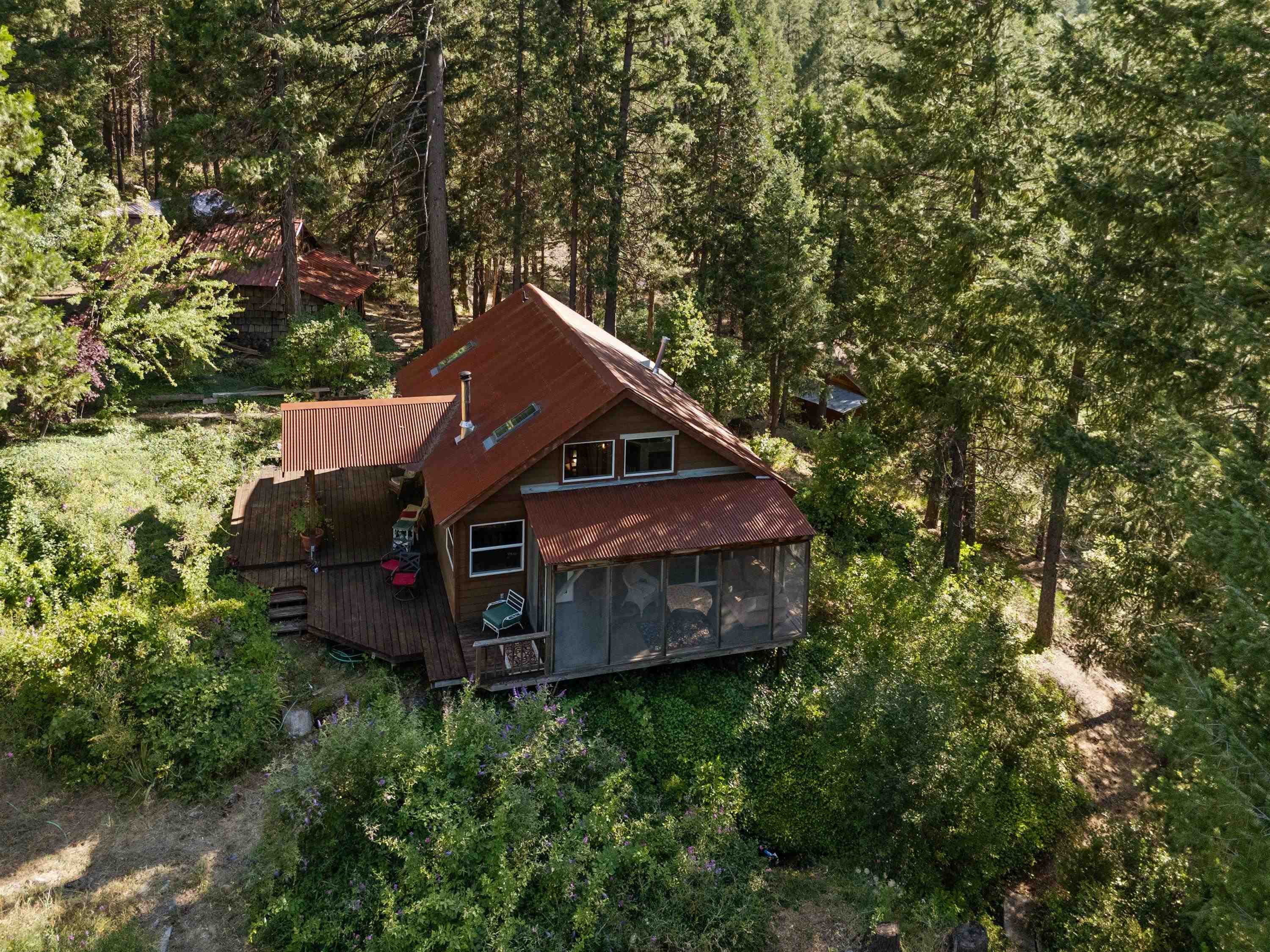1468 12 Mile Bar Road Belden, CA 95915 - Photo 41 of 44