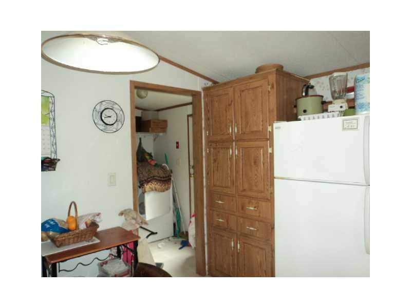 100 Hale Pond Road Wiscasset, ME 04578 - Photo 12 of 16 Kitchen.