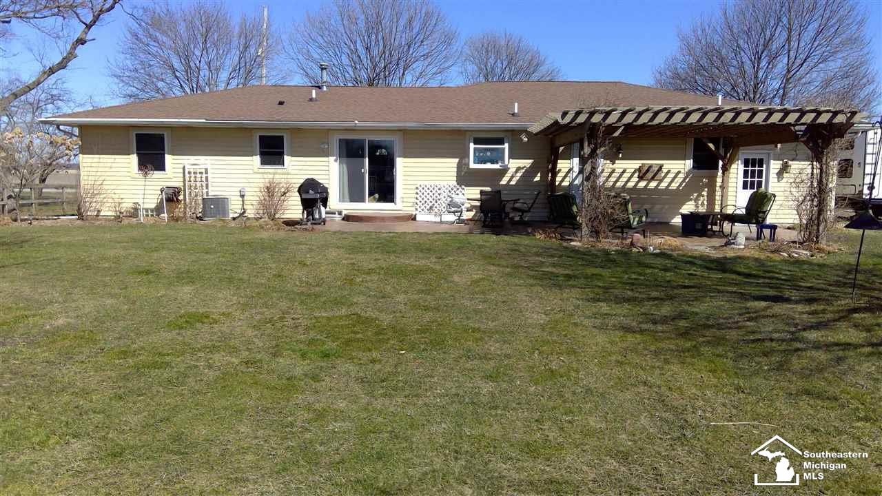 2085 West Albain Road Monroe, MI 48161 - Photo 4 of 27