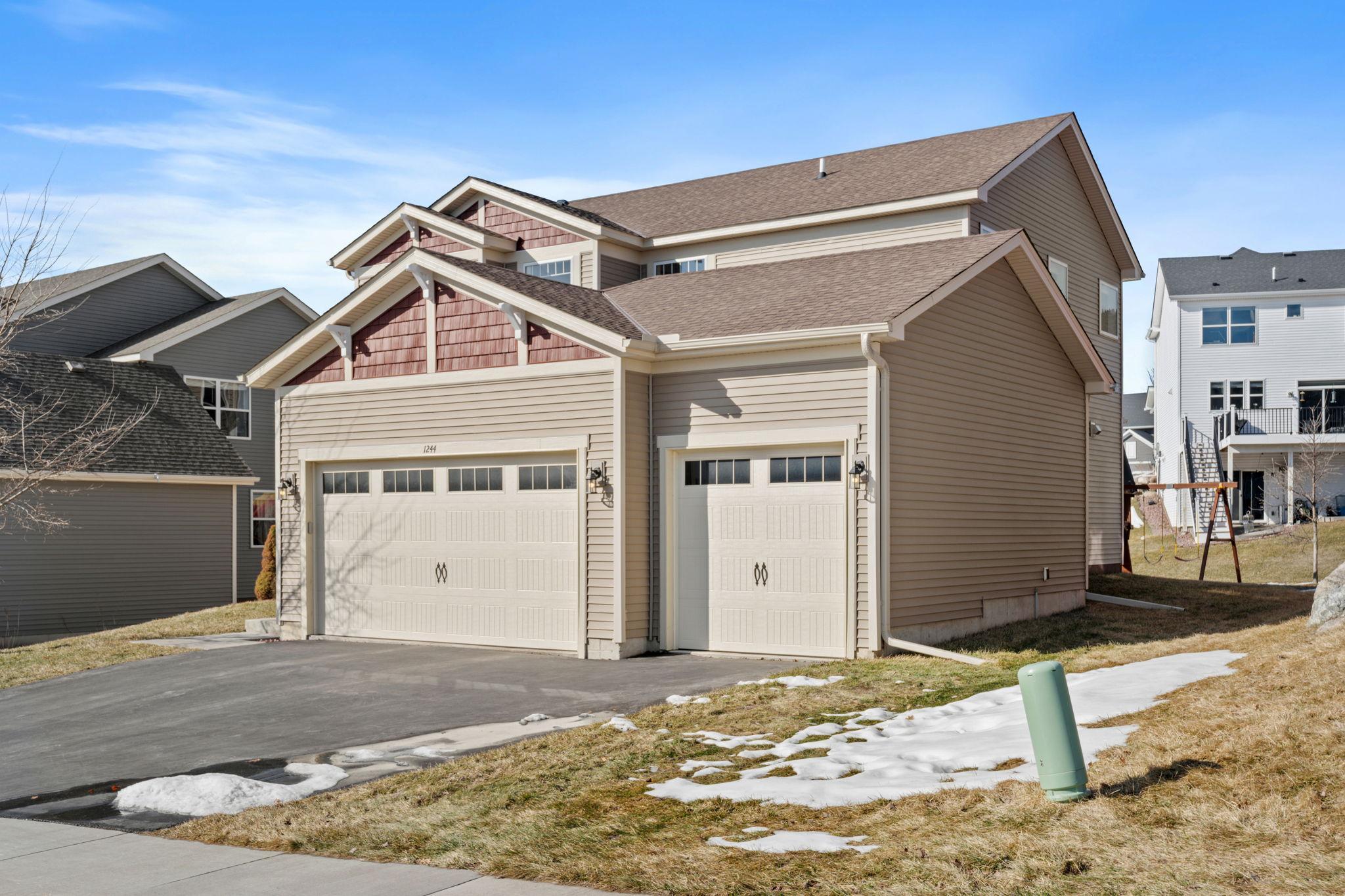 1244 Maple Lane Carver, MN 55315 - Photo 2 of 25