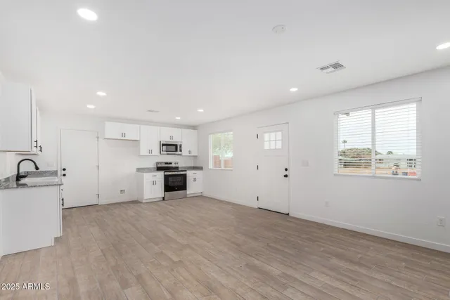 $569,000 | 217 North 88th Place, Mesa, AZ 85207