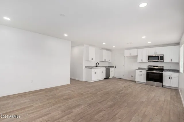 $569,000 | 217 North 88th Place, Mesa, AZ 85207