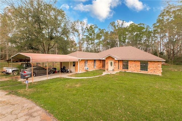 26000 Robertson Road Holden, LA 70744 - Photo 2 of 34