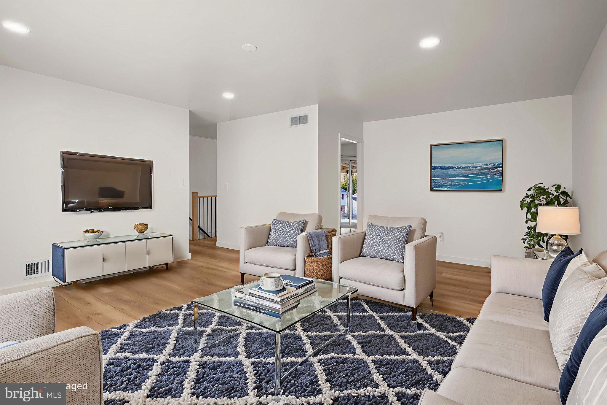 1420 Gilbert Road Arnold, MD 21012 - Photo 8 of 23 Living room (virtually staged)