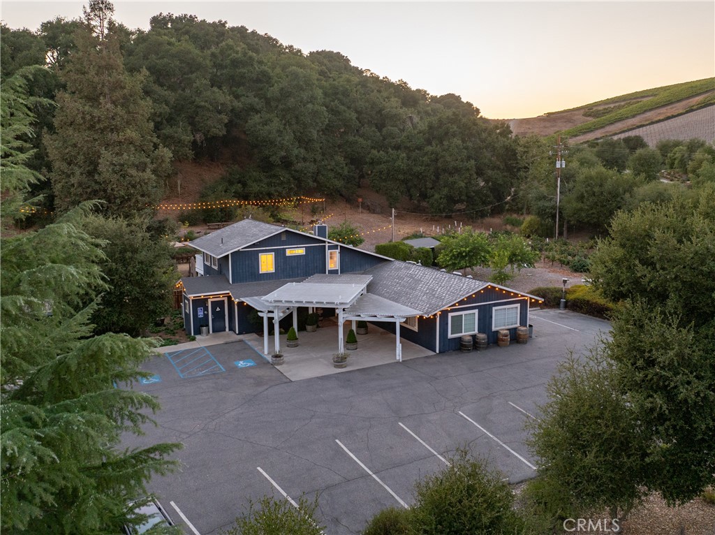 2925 Anderson Road Paso Robles, CA 93446 - Photo 1 of 69 A view of the entrance.