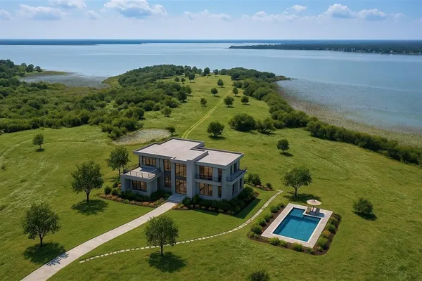 a view of a house with a big yard