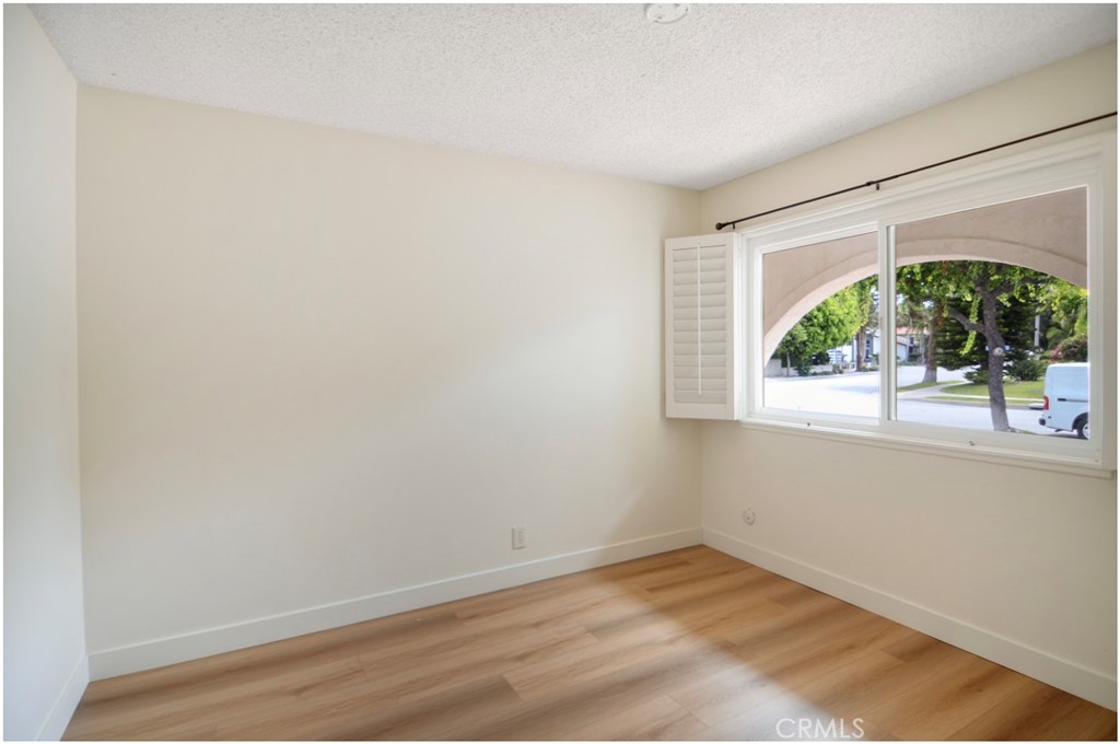1110 Redding Avenue Costa Mesa, CA 92626 - Photo 17 of 30 an empty room with window