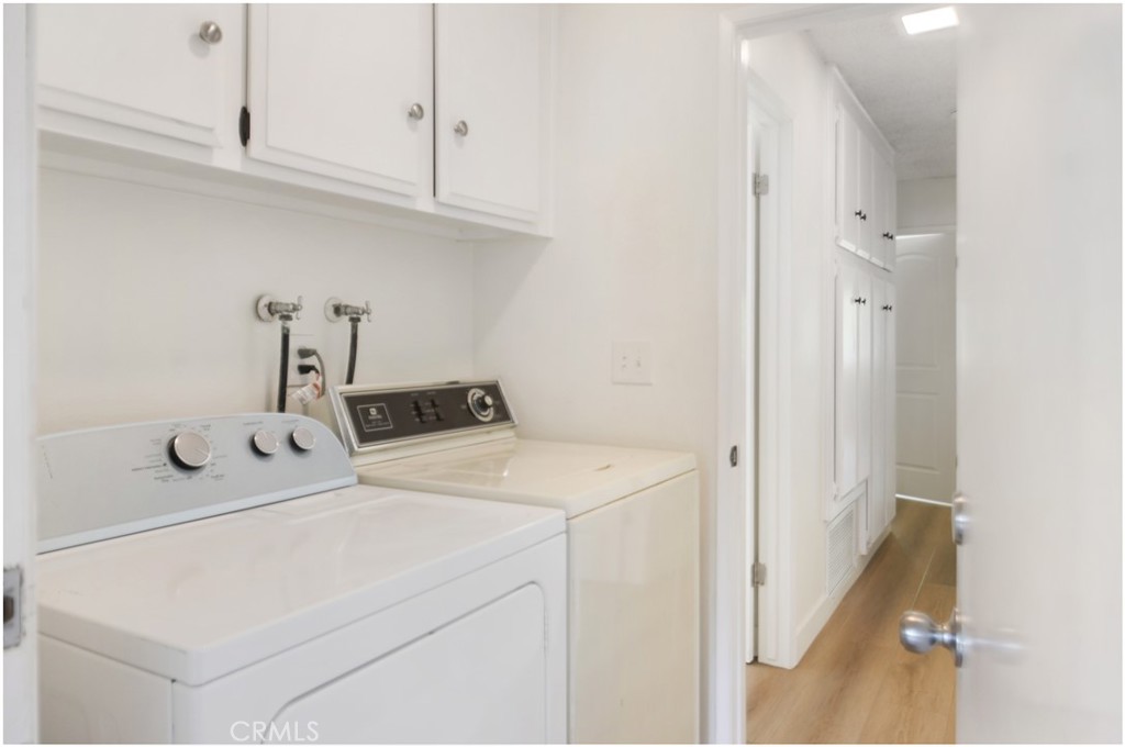 1110 Redding Avenue Costa Mesa, CA 92626 - Photo 25 of 30 a utility room with dryer and washer