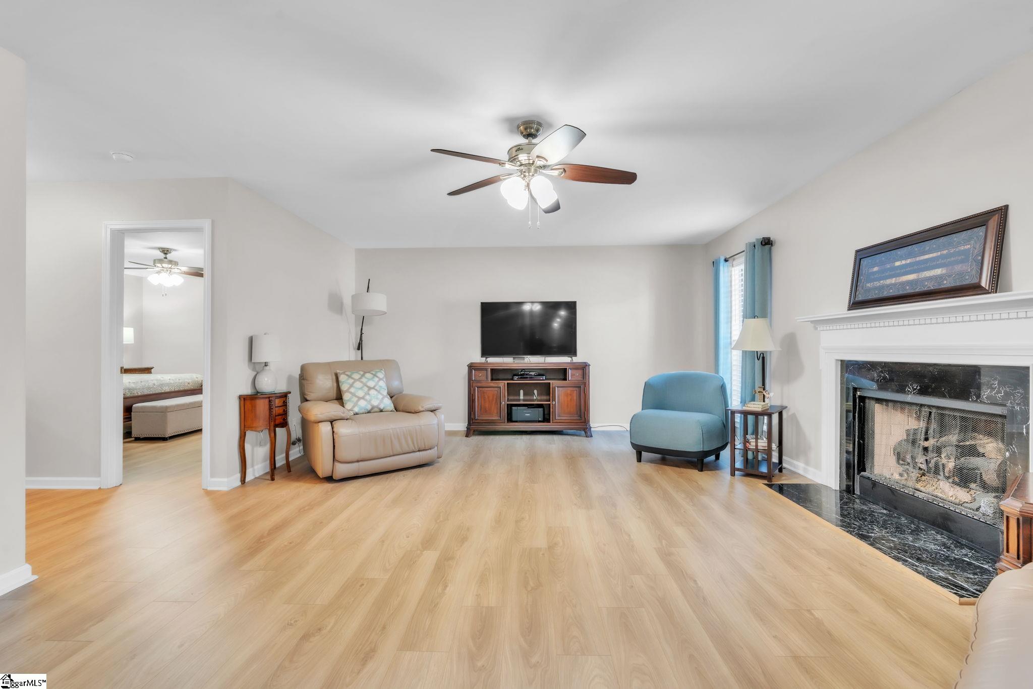 113 Waterbury Way Pendleton, SC 29670 - Photo 4 of 43