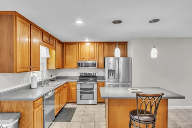 $560,000 | 113 Waterbury Way, Pendleton, SC 29670