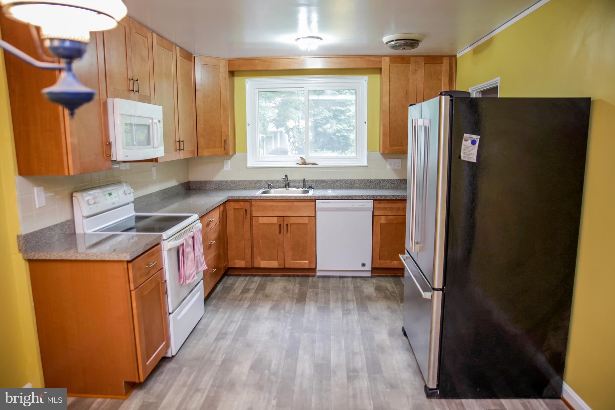 6 Ridge Road, Unit R Greenbelt, MD 20770 - Photo 14 of 20 Spacious kitchen will make any cook smile.