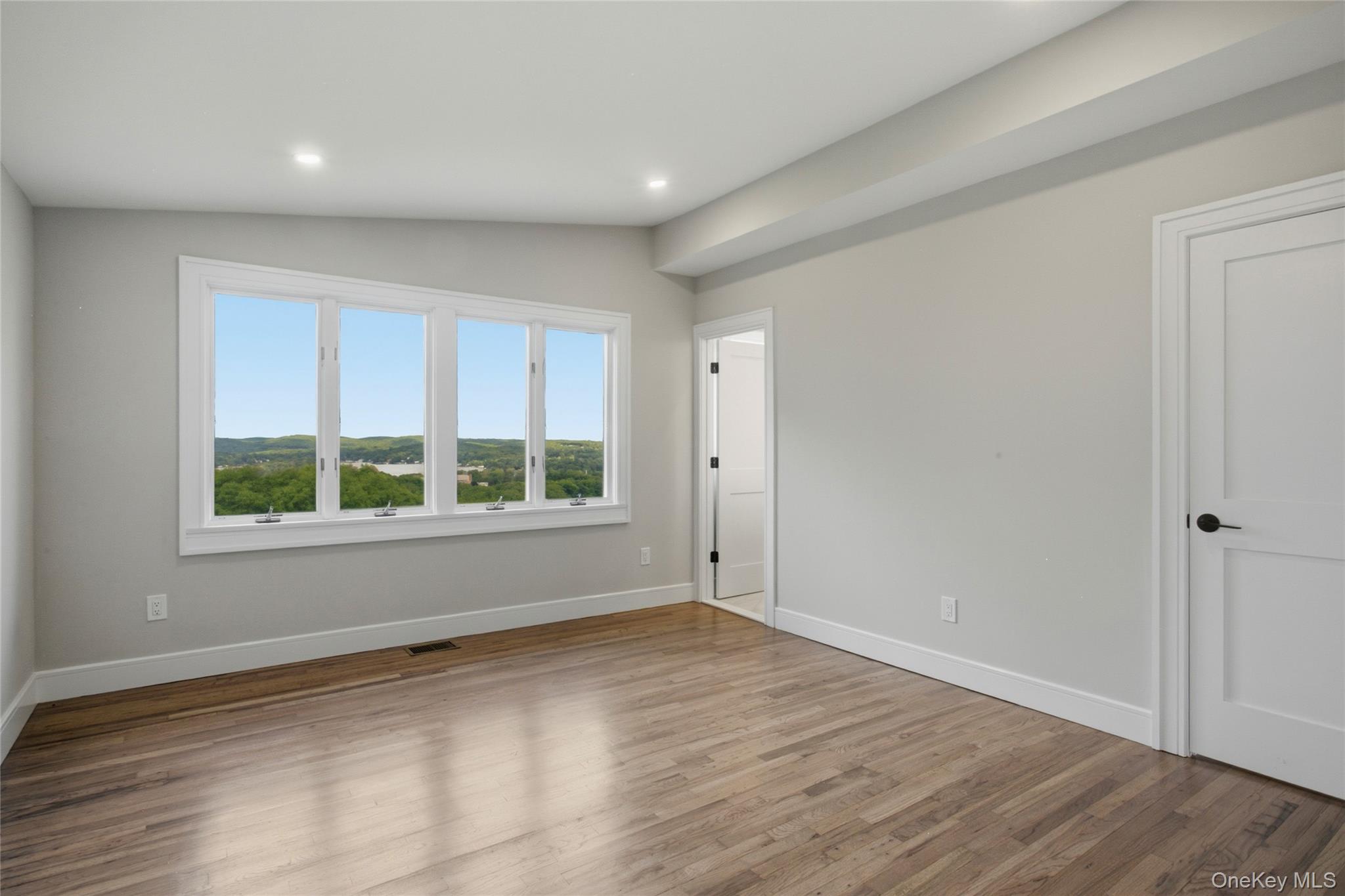 39 Kings Ridge Road Mahopac, NY 10541 - Photo 13 of 28