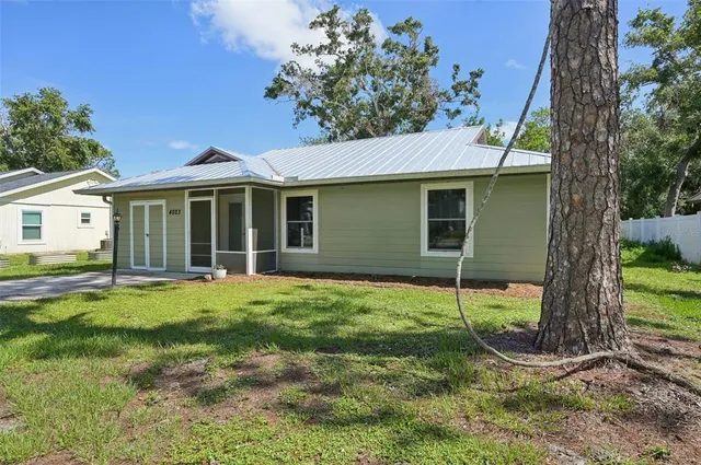 $324,900 | 4023 Hina Drive, Sarasota, FL 34241