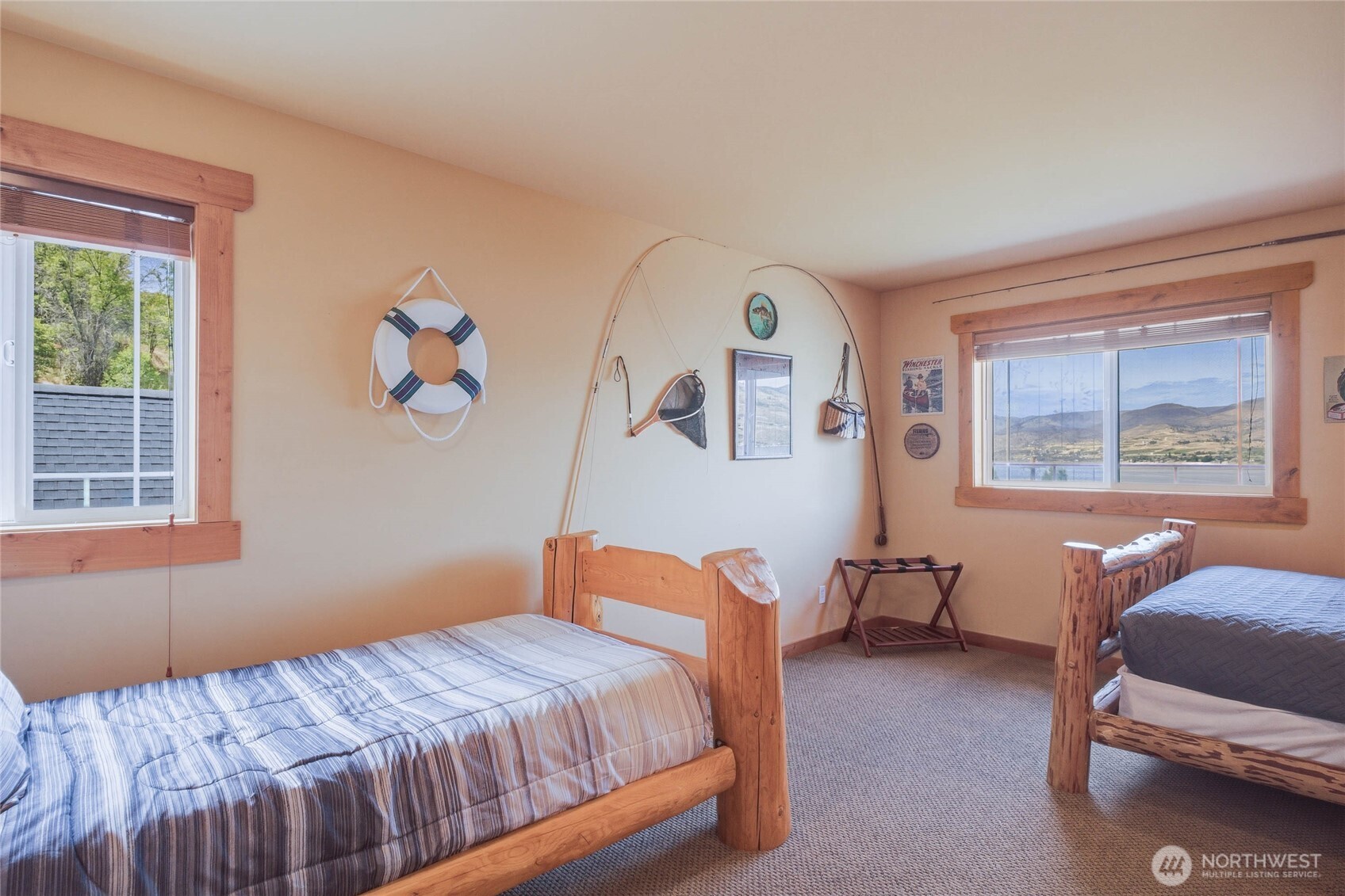 915 South Lakeshore Road Chelan, WA 98816 - Photo 31 of 40