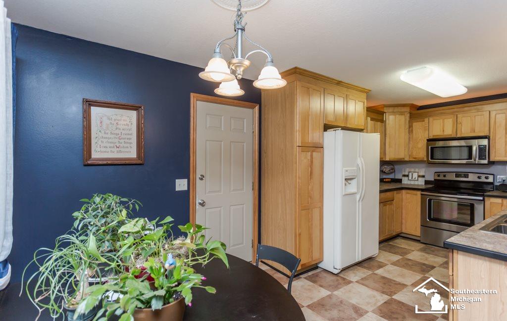 3325 West Temperance Road Lambertville, MI 48144 - Photo 33 of 49