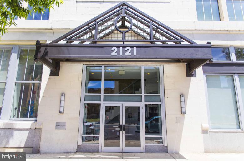 2121-41 Market Street, Unit 624 Philadelphia, PA 19103 - Photo 21 of 24