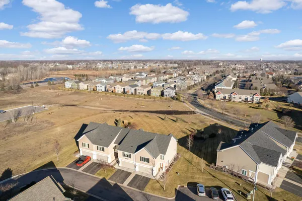 $345,000 | 12367 Zumbrota Street Northeast, Unit B, Blaine, MN 55449