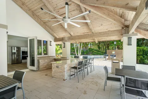 $4,995,000 | 662 Boca Marina Court, Boca Raton, FL 33487