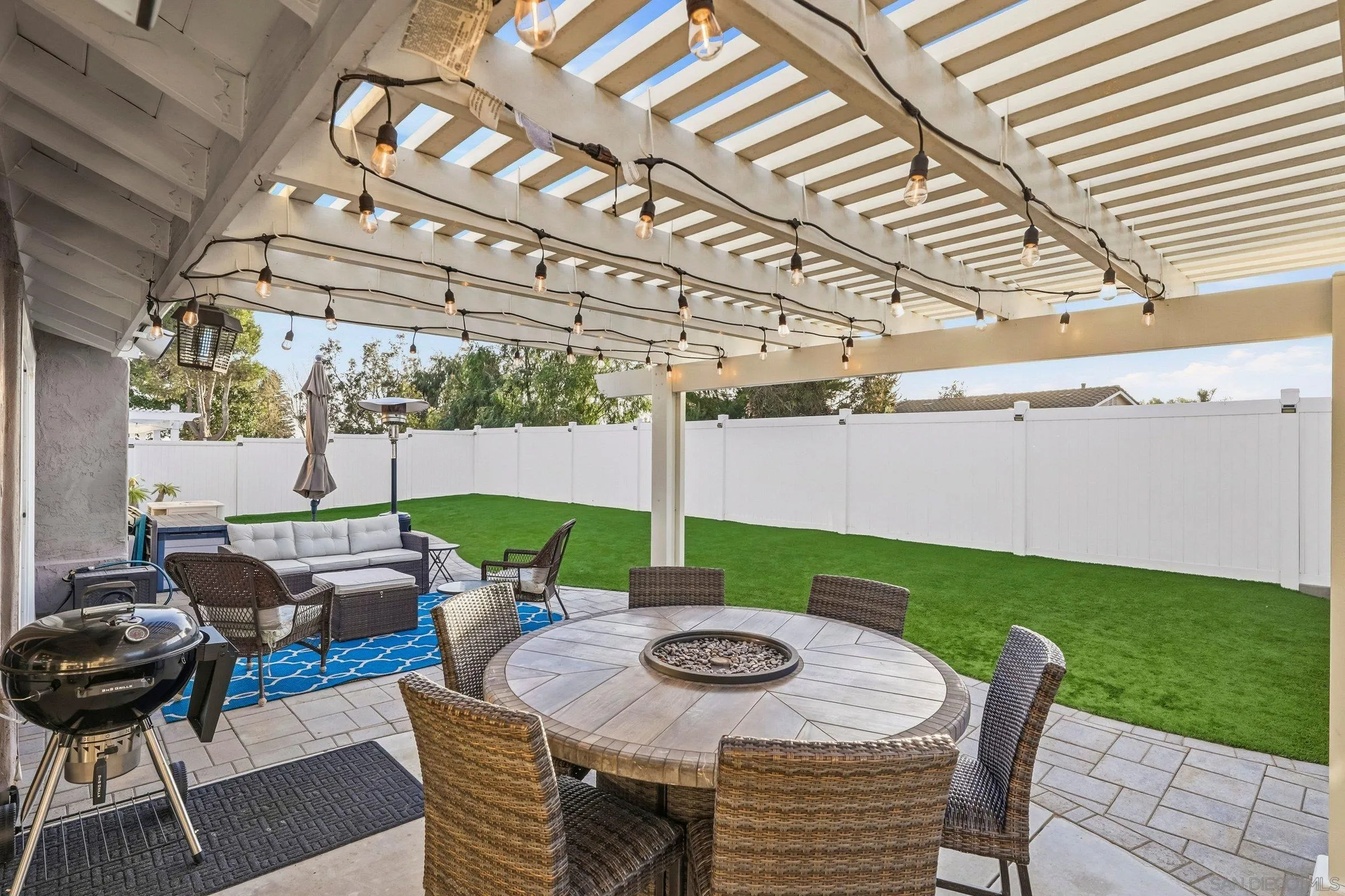 849 Muirfield Drive Oceanside, CA 92058 - Photo 21 of 36